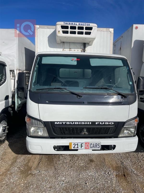 ميتسوبيشي كانتر 2015 للبيع في العراق - أبو غريب